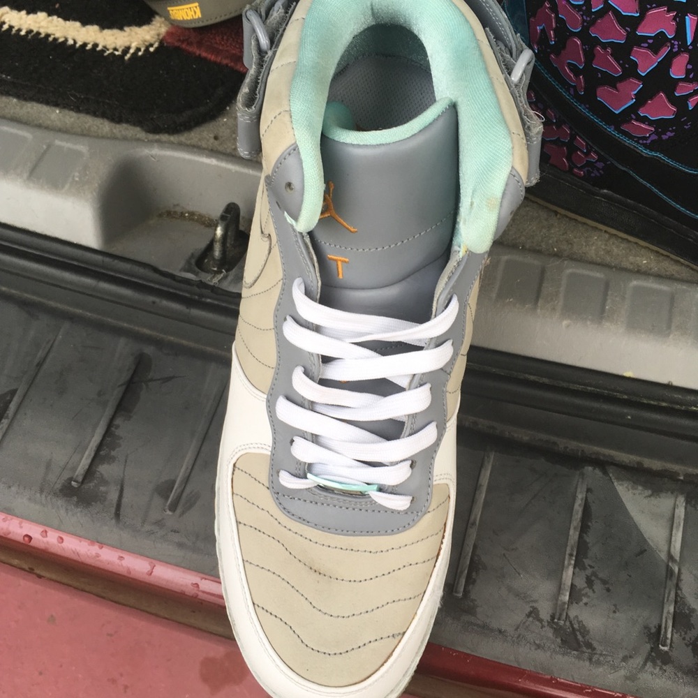 Air Jordan Size 12.5 mint condition Great $